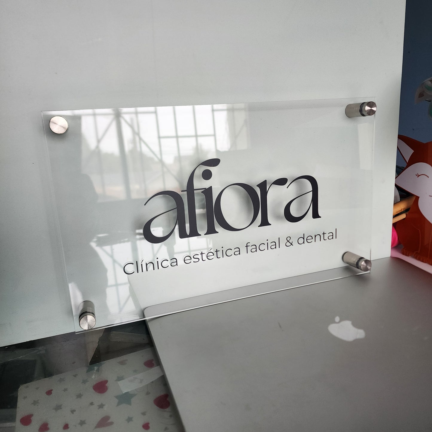 Letrero acrílico oficina Prueba nada sera enviado